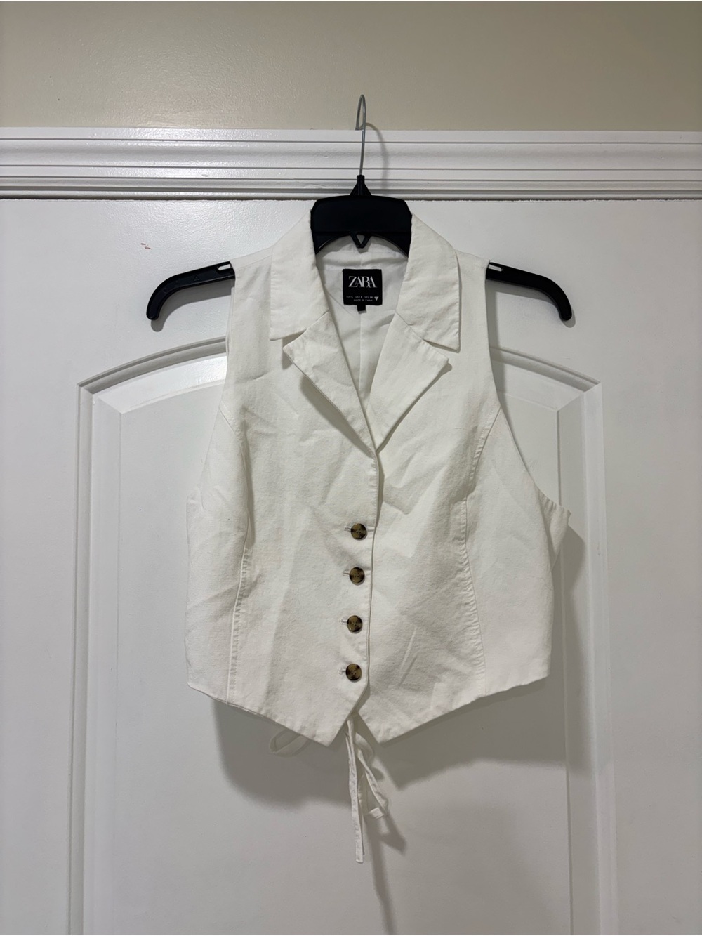 Zara Ivory Tailored Sleeveless Button Vest
